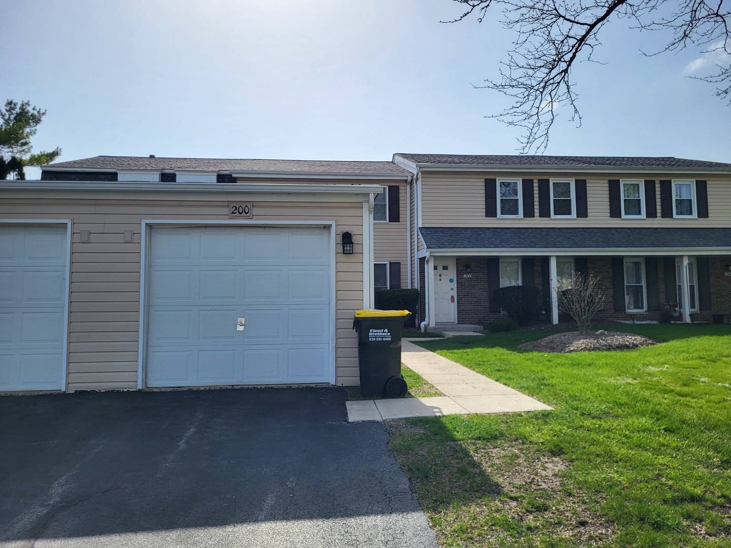 Roselle, IL 60172,200 Rodenburg RD