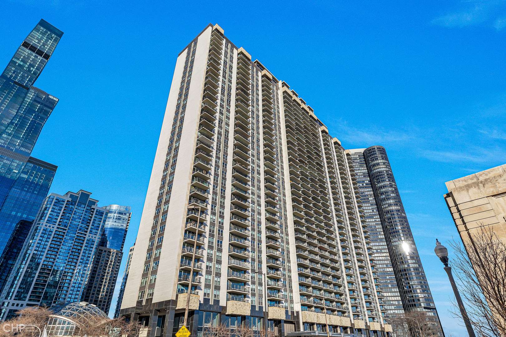 Chicago, IL 60601,400 E Randolph ST #3428