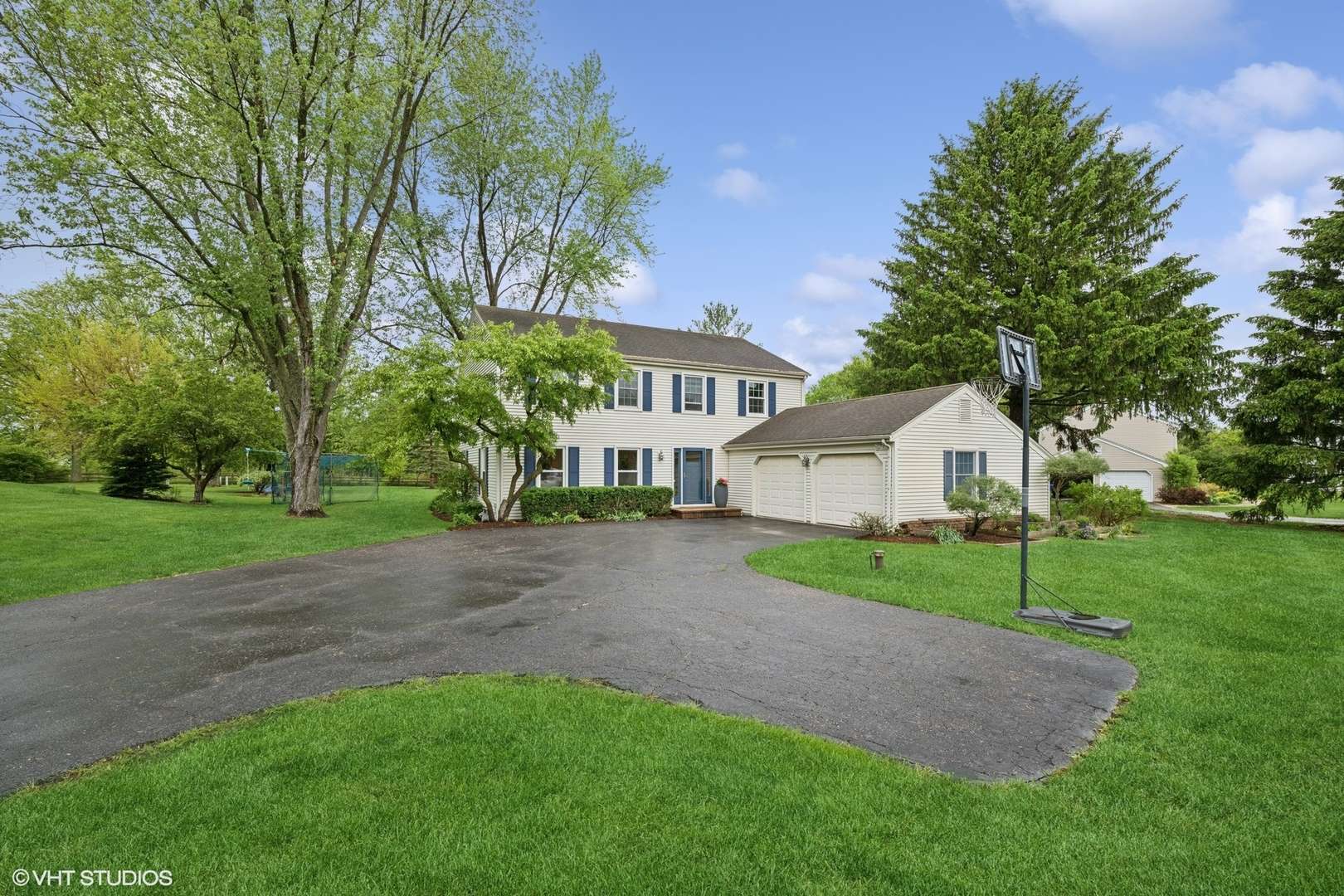 Lake Barrington, IL 60010,26 Alice LN