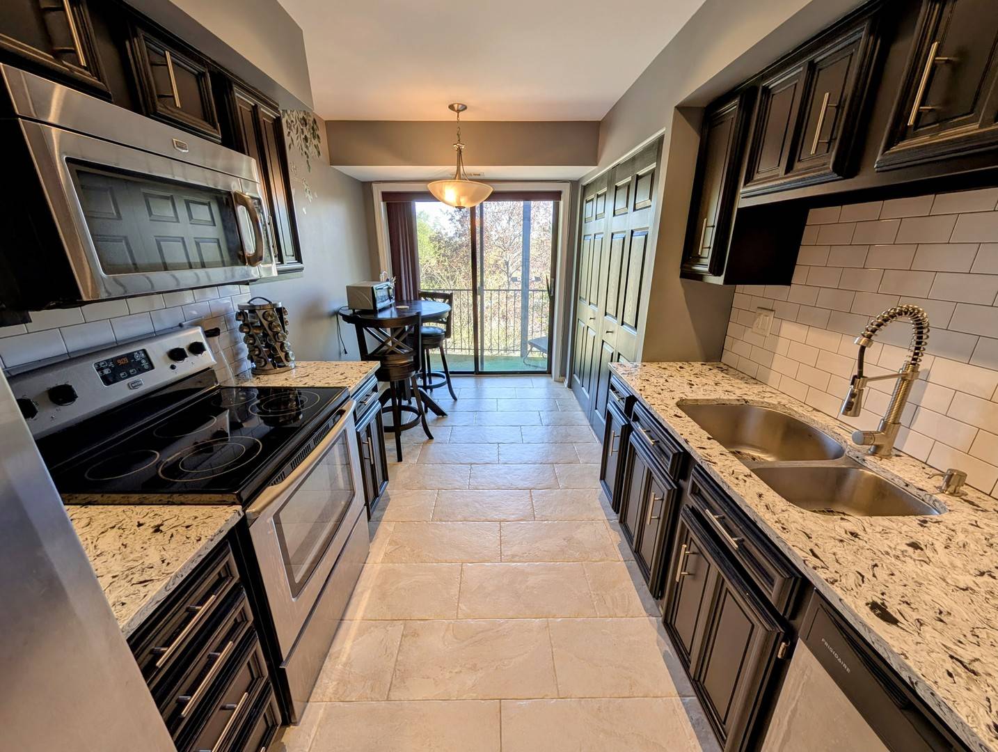 Mount Prospect, IL 60056,1400 N Yarmouth PL #314