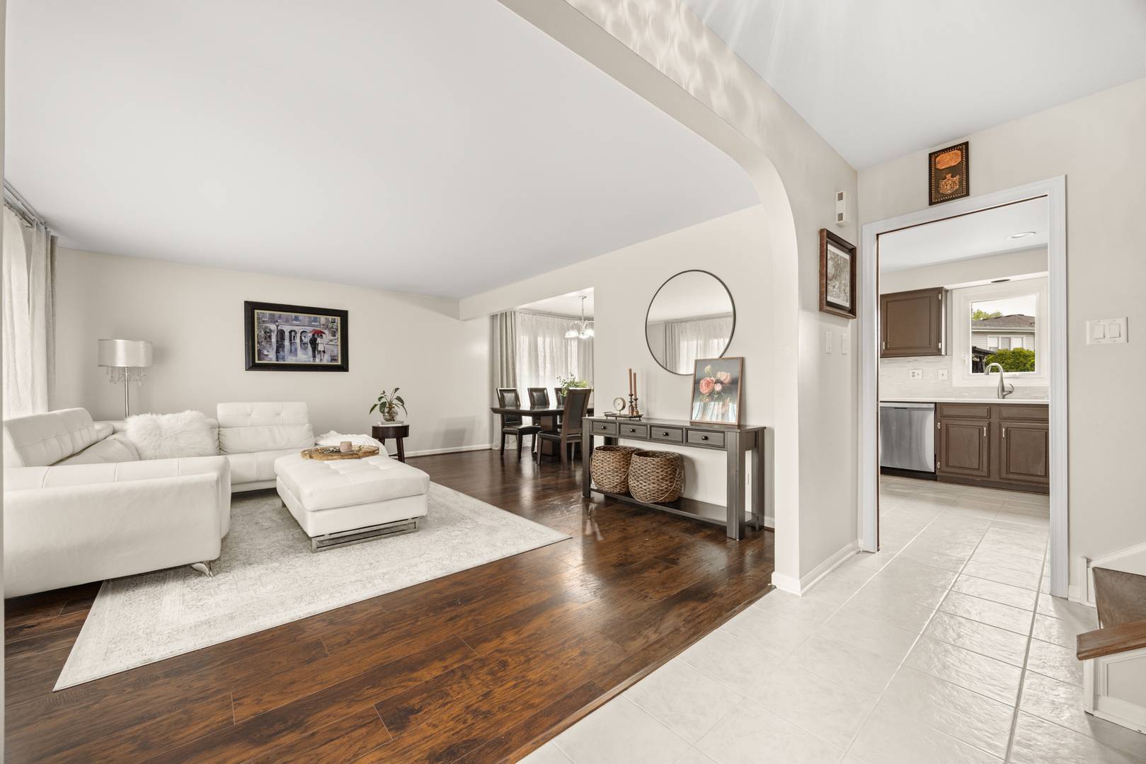 Addison, IL 60101,2148 W Cimarron WAY