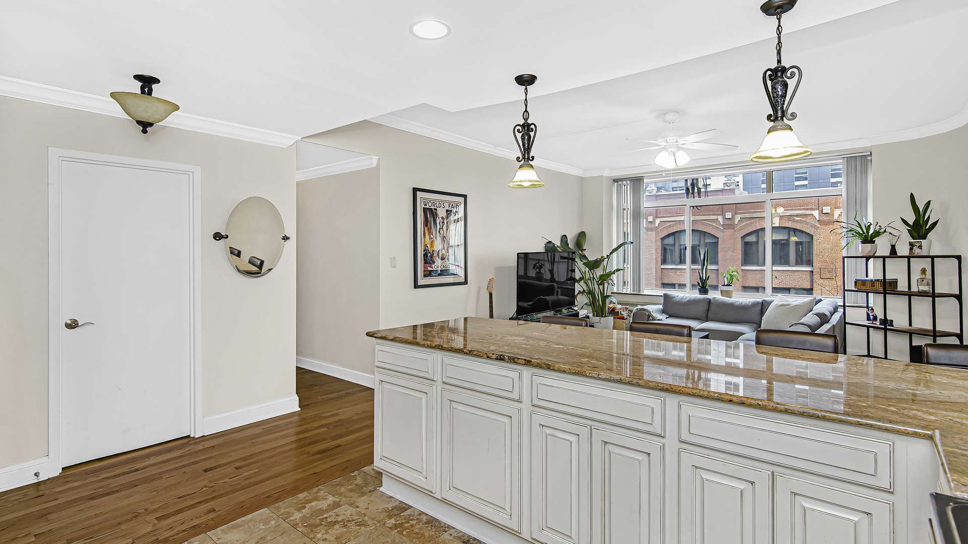 Chicago, IL 60611,211 E Ohio ST #621