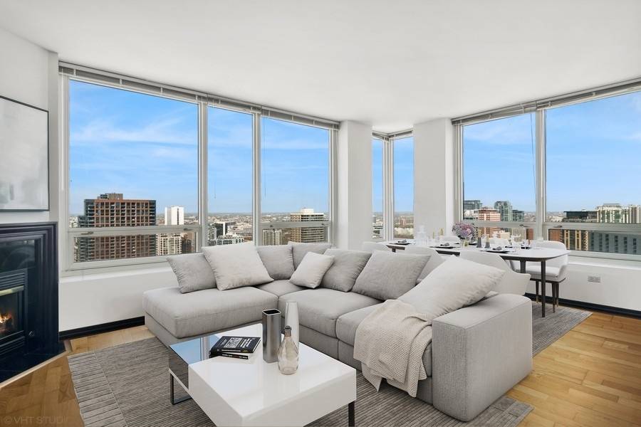 Chicago, IL 60654,33 W Ontario ST #38EN