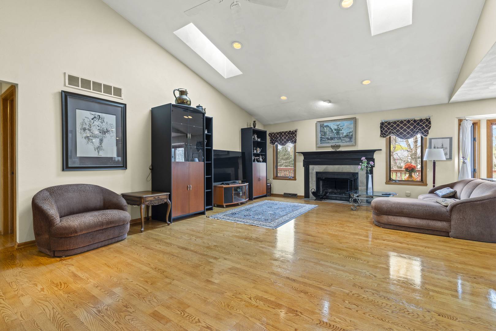 Caledonia, IL 61011,11920 Hunterston DR