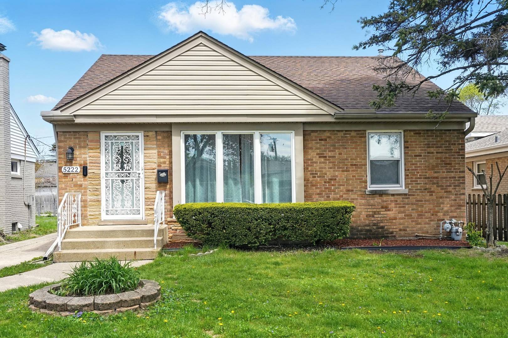 Skokie, IL 60077,5222 Wright TER