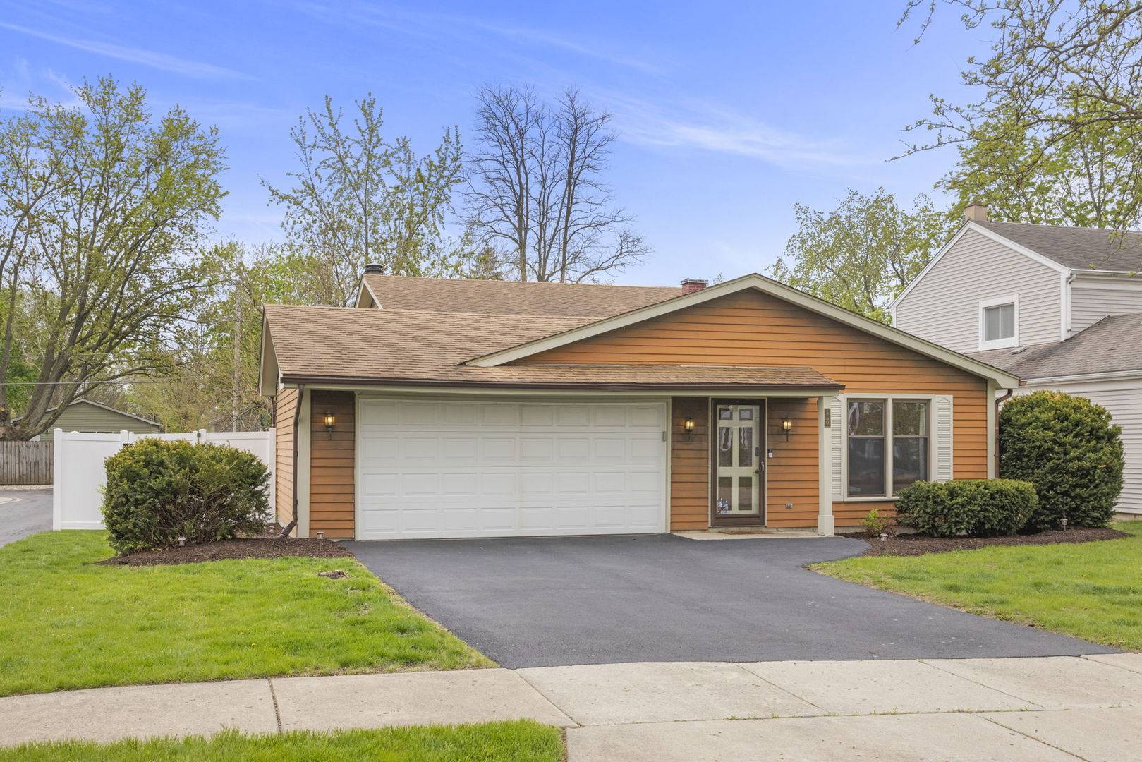 Glen Ellyn, IL 60137,559 Coolidge AVE
