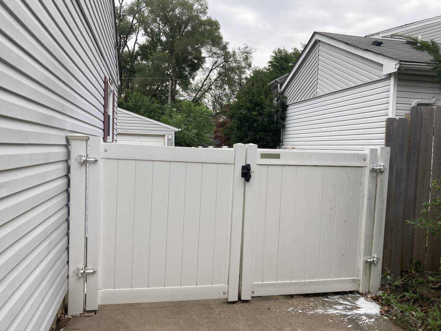 Mount Prospect, IL 60056,303 N School ST