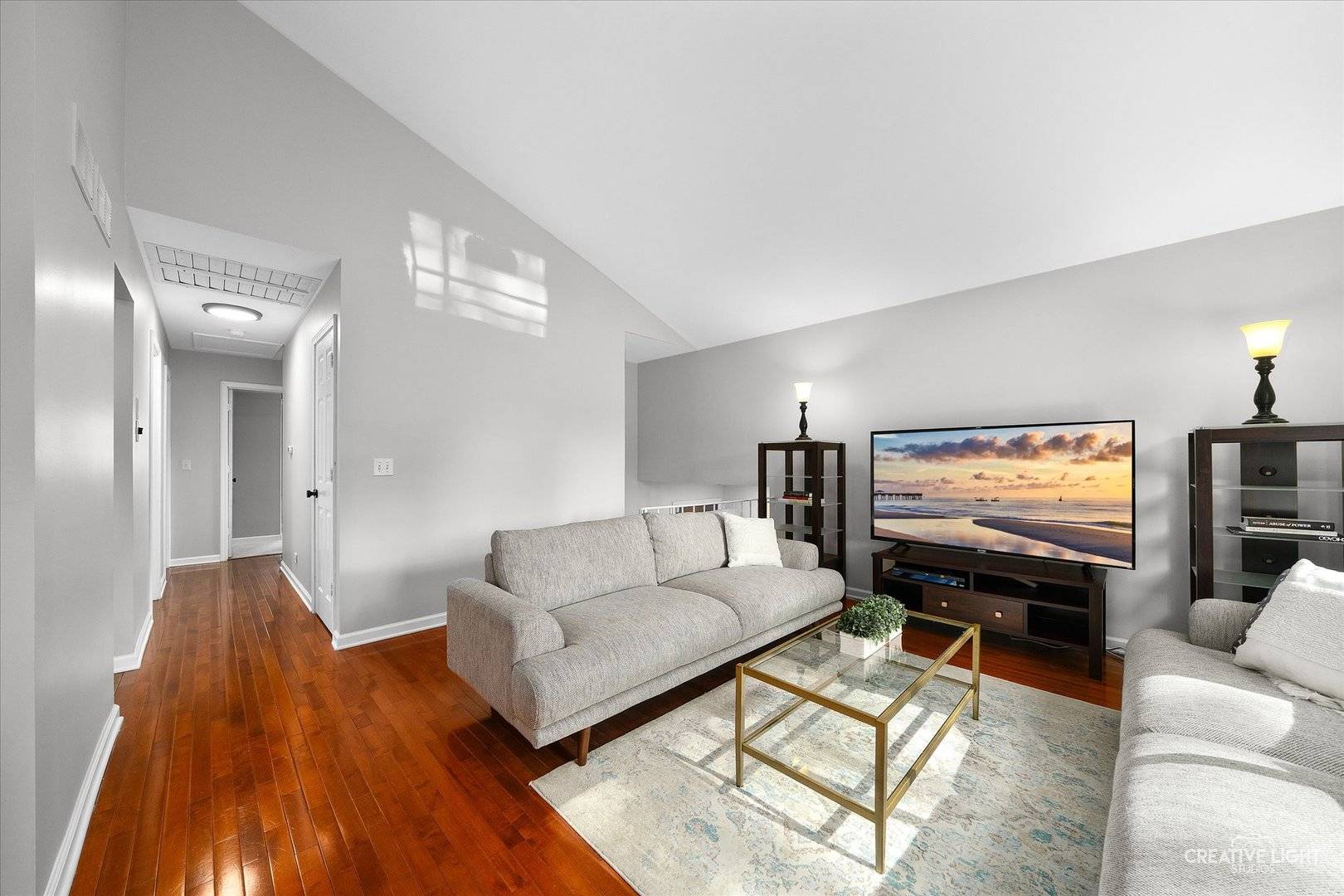Naperville, IL 60565,1316 Carol LN