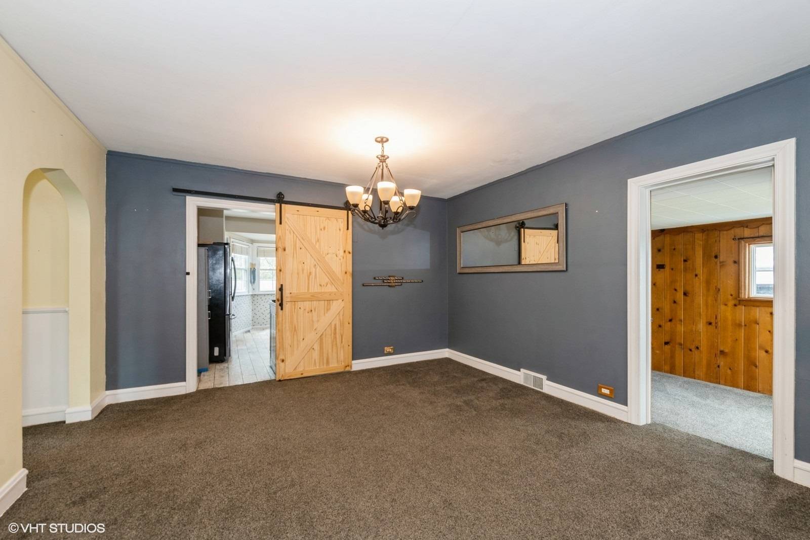 Des Plaines, IL 60016,336 S Wolf RD