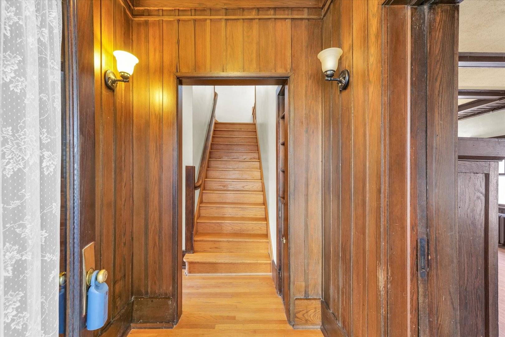 Urbana, IL 61801,305 W Oregon ST