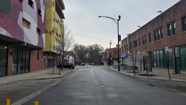 Chicago, IL 60645,6414 N Rockwell ST