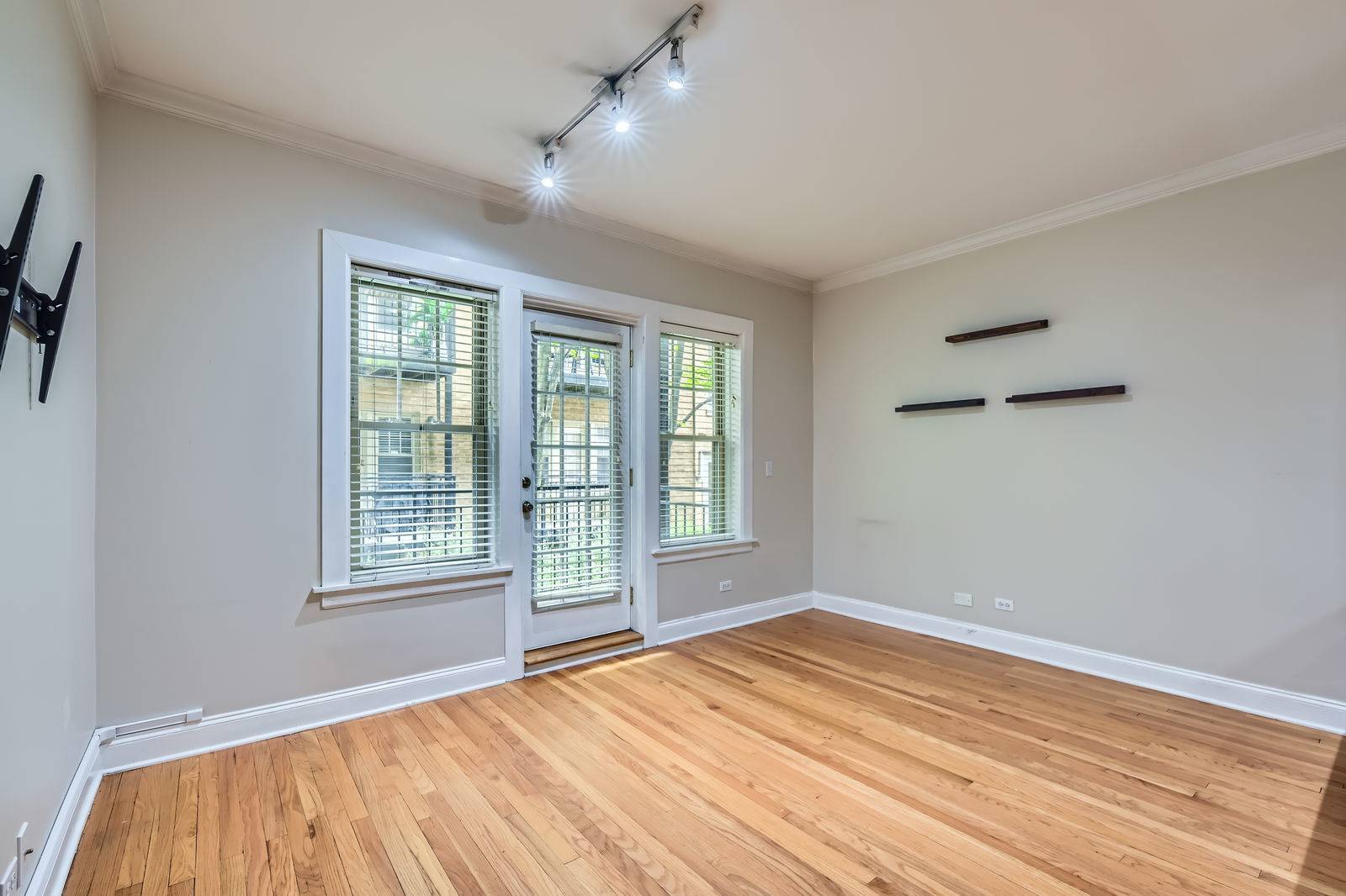 Chicago, IL 60614,2241 N Lincoln AVE #1A