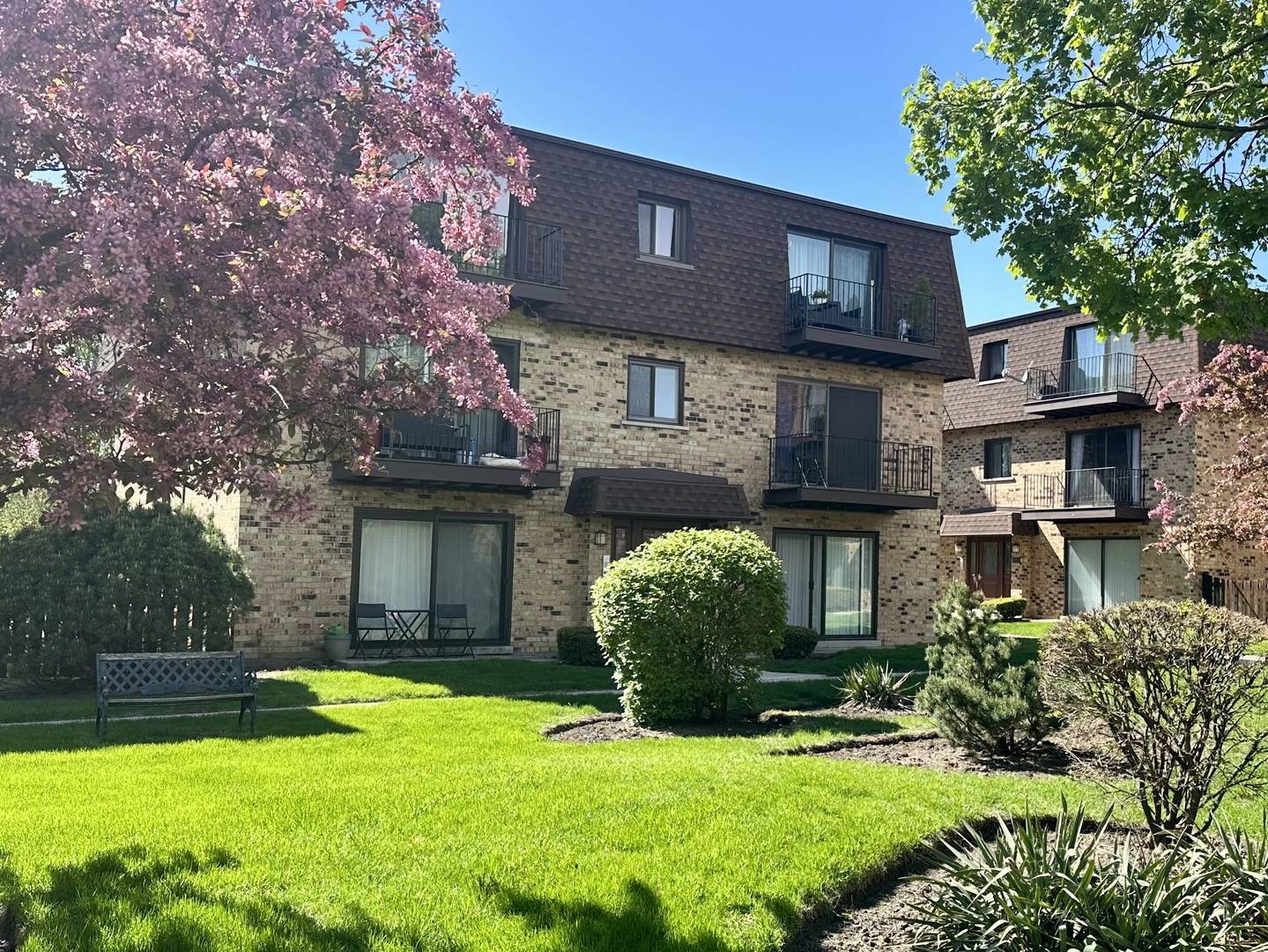 Des Plaines, IL 60016,9718 Bianco TER #F