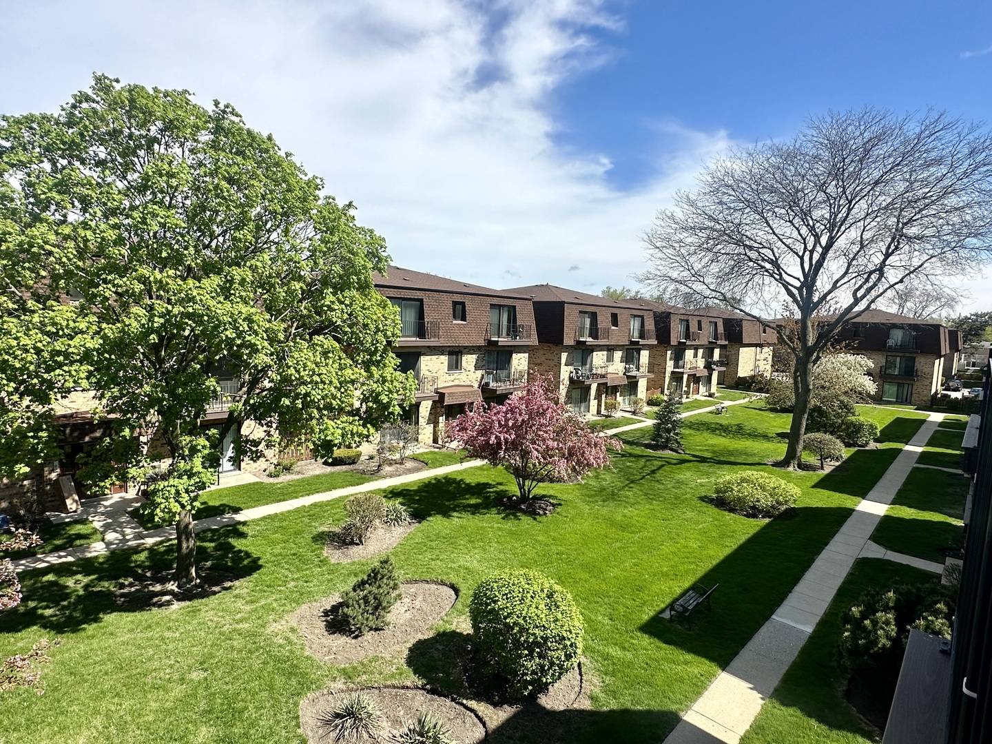 Des Plaines, IL 60016,9718 Bianco TER #F