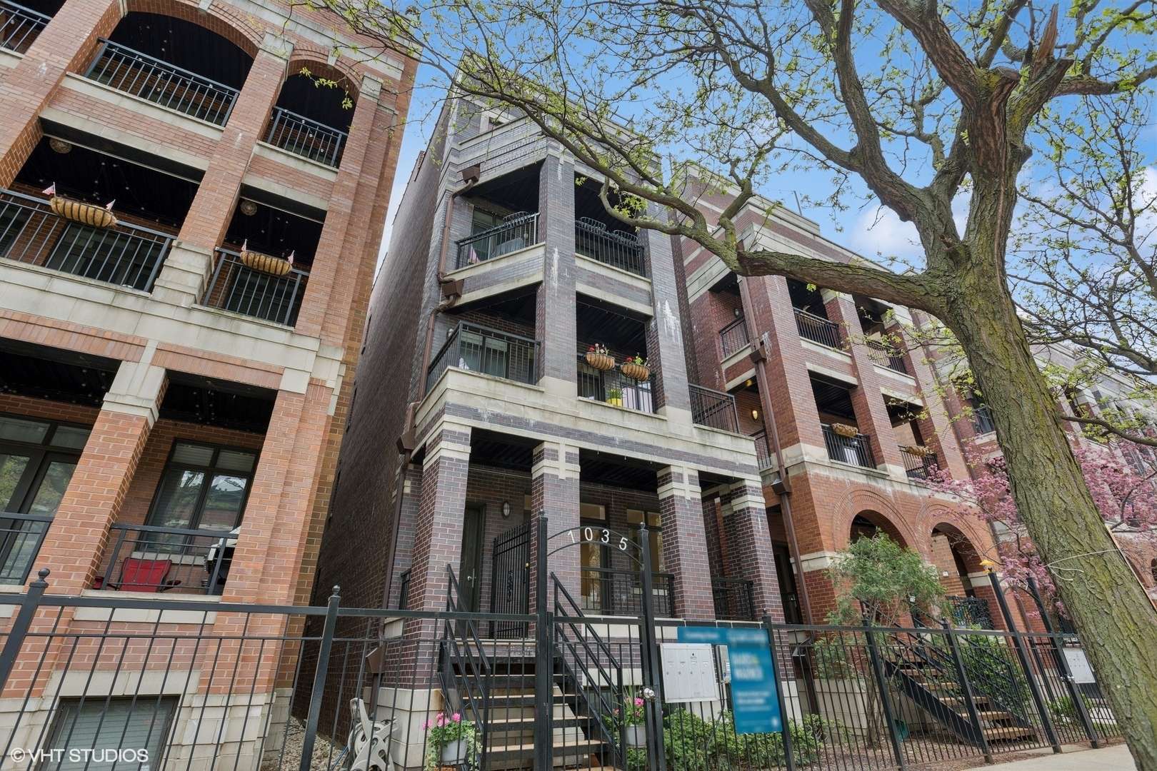 Chicago, IL 60607,1035 W Monroe ST #1