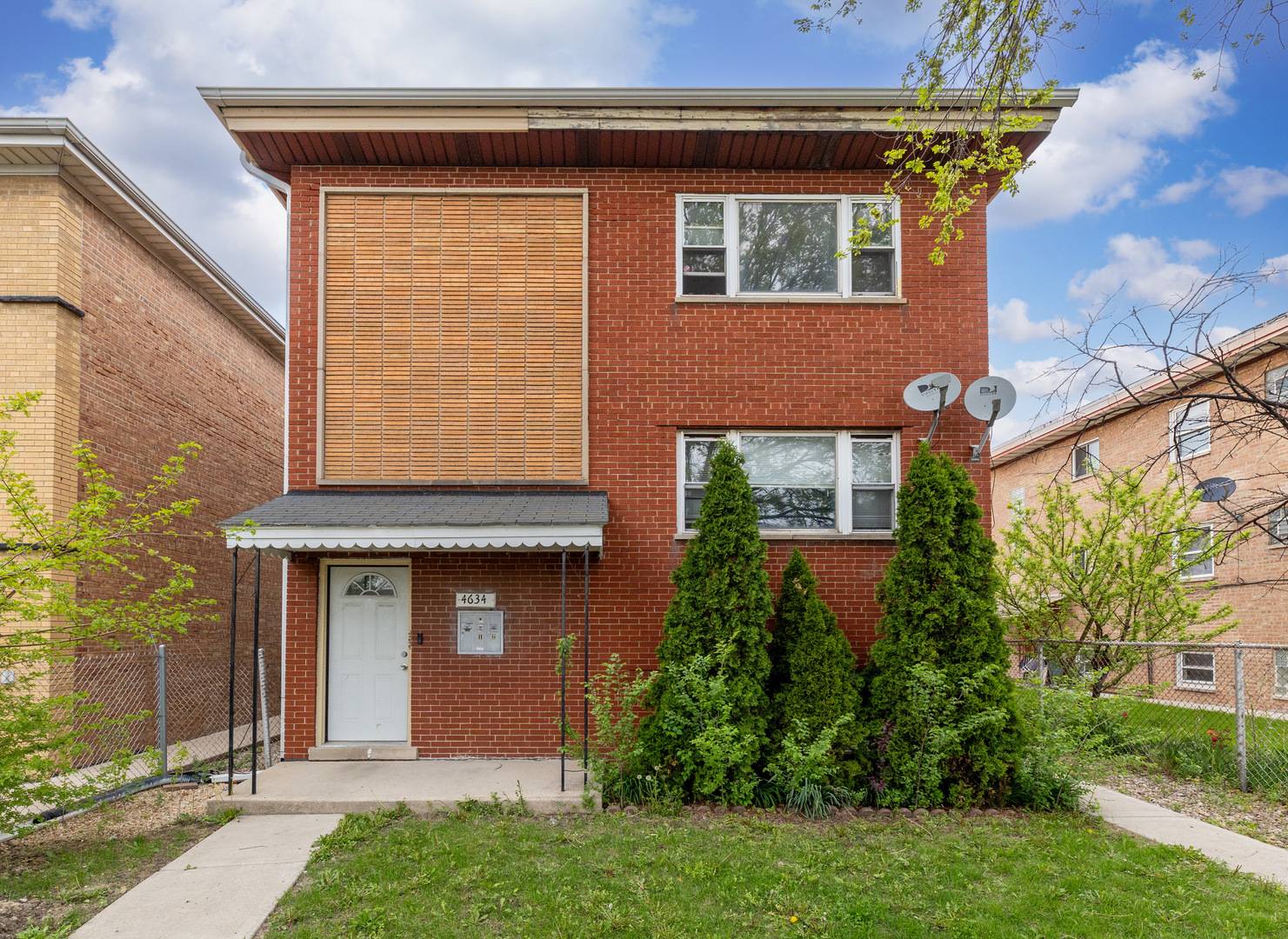 Chicago, IL 60632,4634 W 47th ST #3