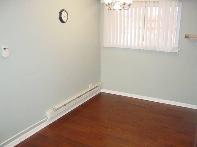 Mount Prospect, IL 60056,1810 W Hatherleigh CT #2B