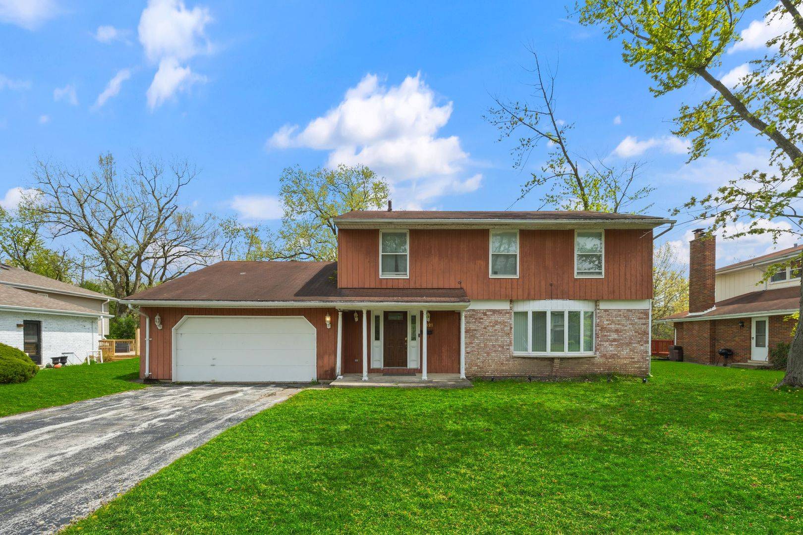 Flossmoor, IL 60422,1421 LAWRENCE CRESCENT ST