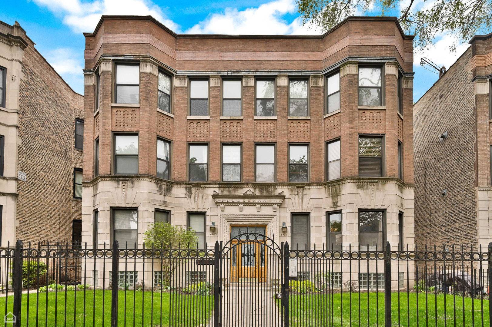 Chicago, IL 60640,4741 N KENMORE AVE #1S