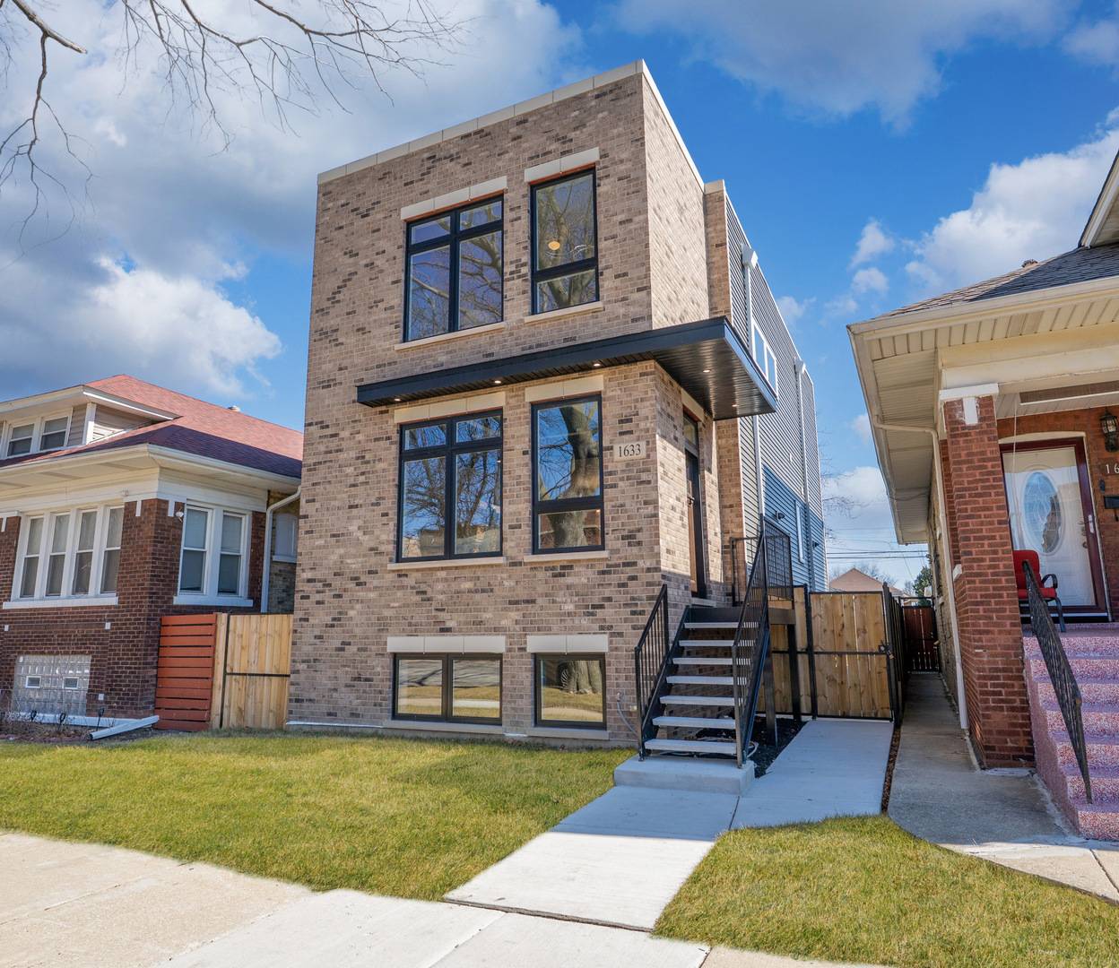 Chicago, IL 60639,Address not disclosed