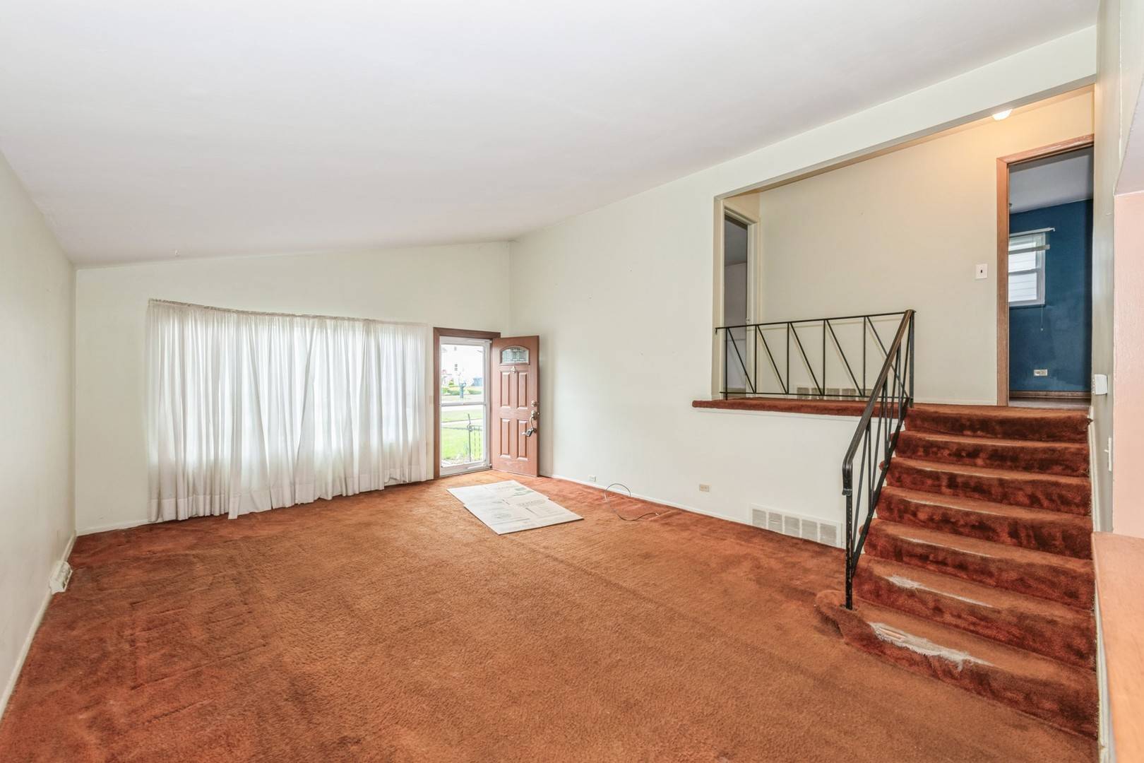 Elmhurst, IL 60126,646 W Babcock AVE
