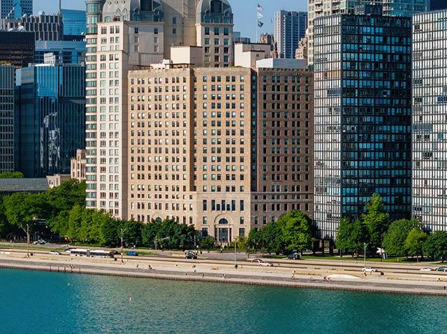 Chicago, IL 60611,850 N Lake Shore DR #202