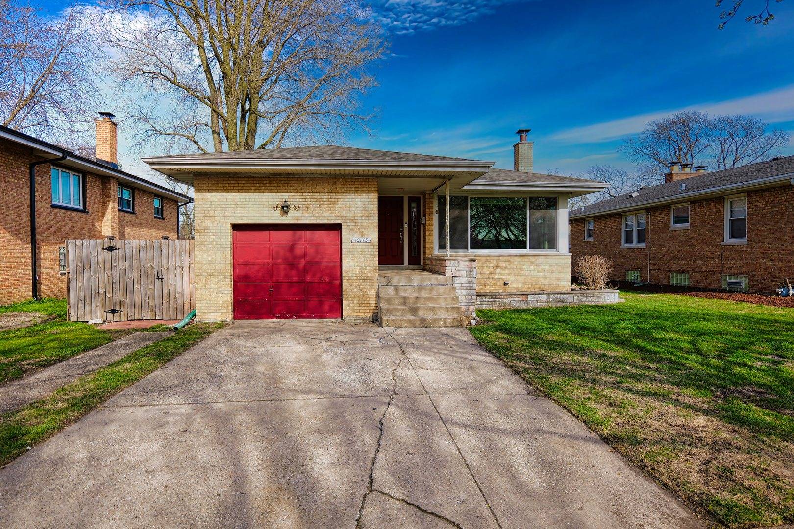 Oak Lawn, IL 60453,10145 Lawrence CT