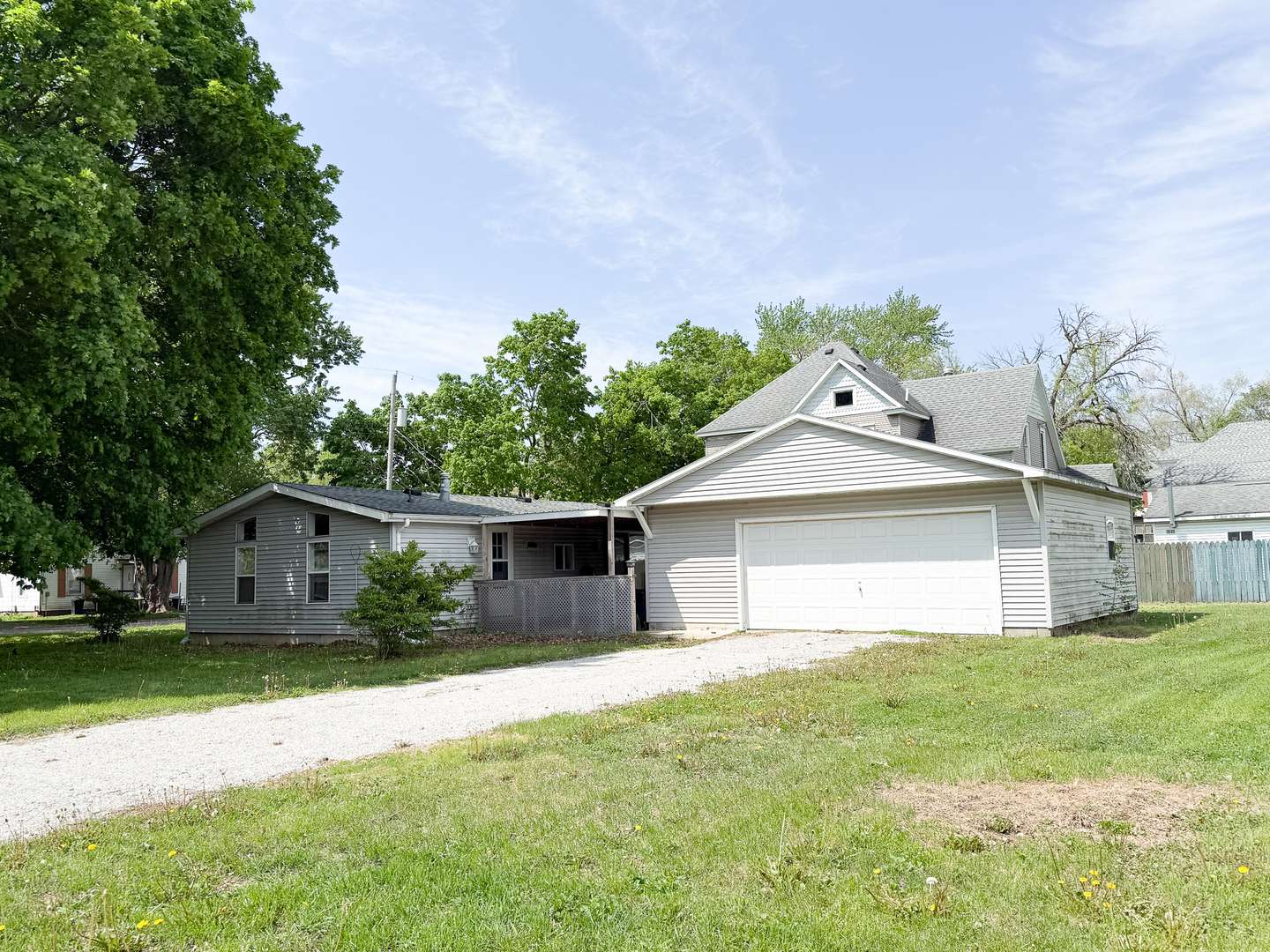 Sheldon, IL 60966,285 E Center ST