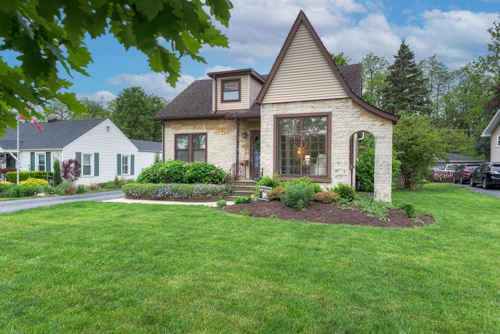 Lisle, IL 60532,1607 Burlington AVE
