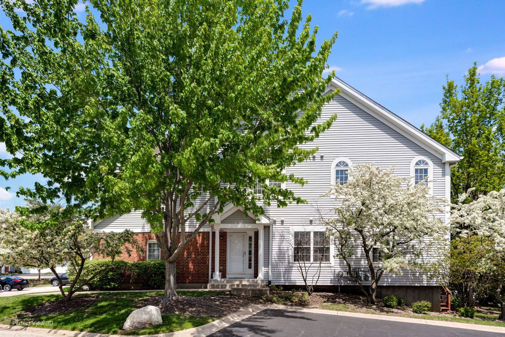 Palatine, IL 60067,1730 W Ethans Glen DR