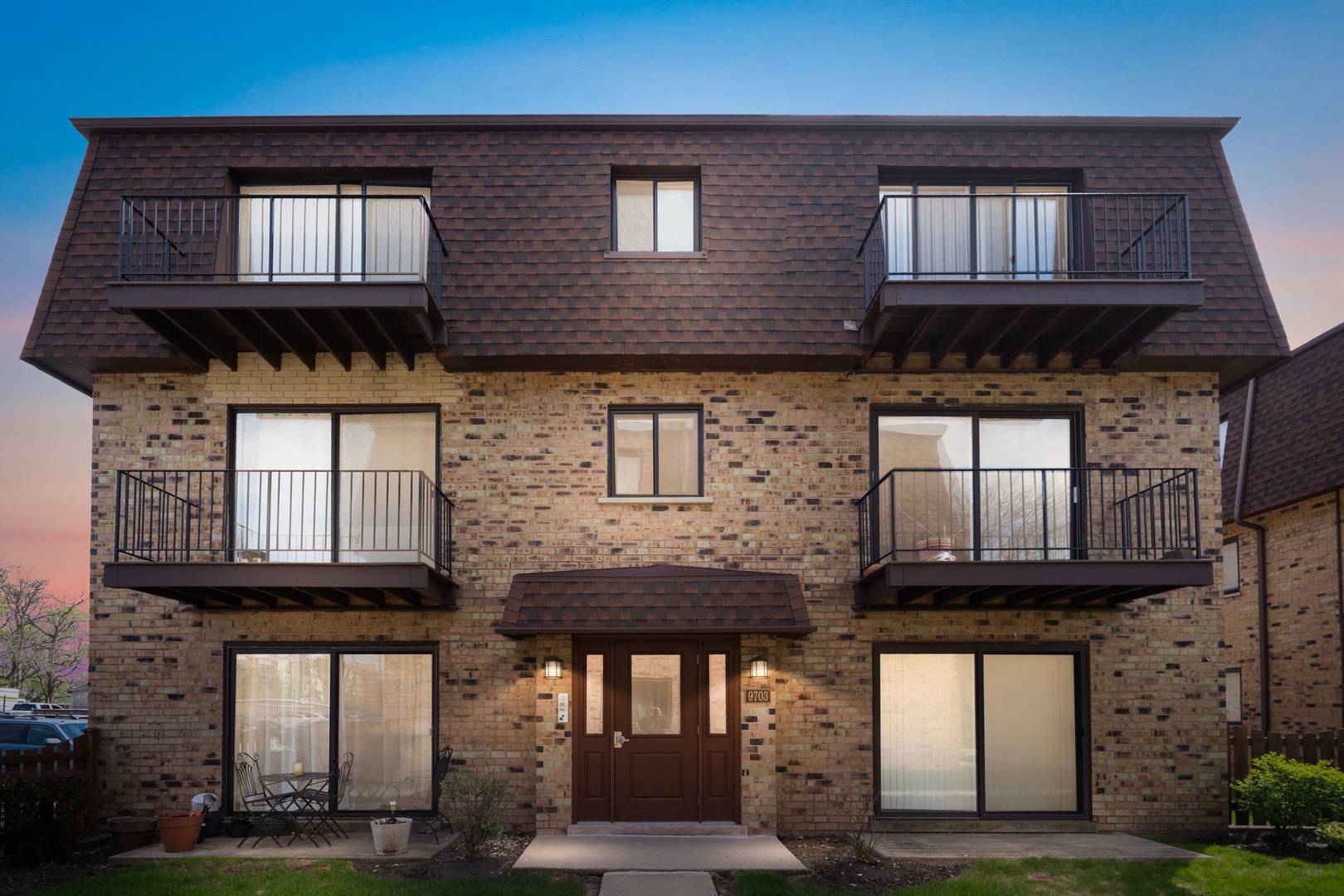 Des Plaines, IL 60016,9703 BIANCO TER #D