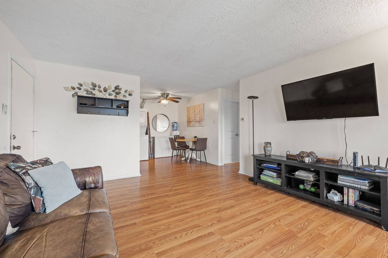 Orland Park, IL 60462,9935 El Cameno Real DR #3D