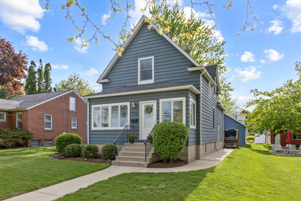 St. Charles, IL 60174,108 S 11th ST