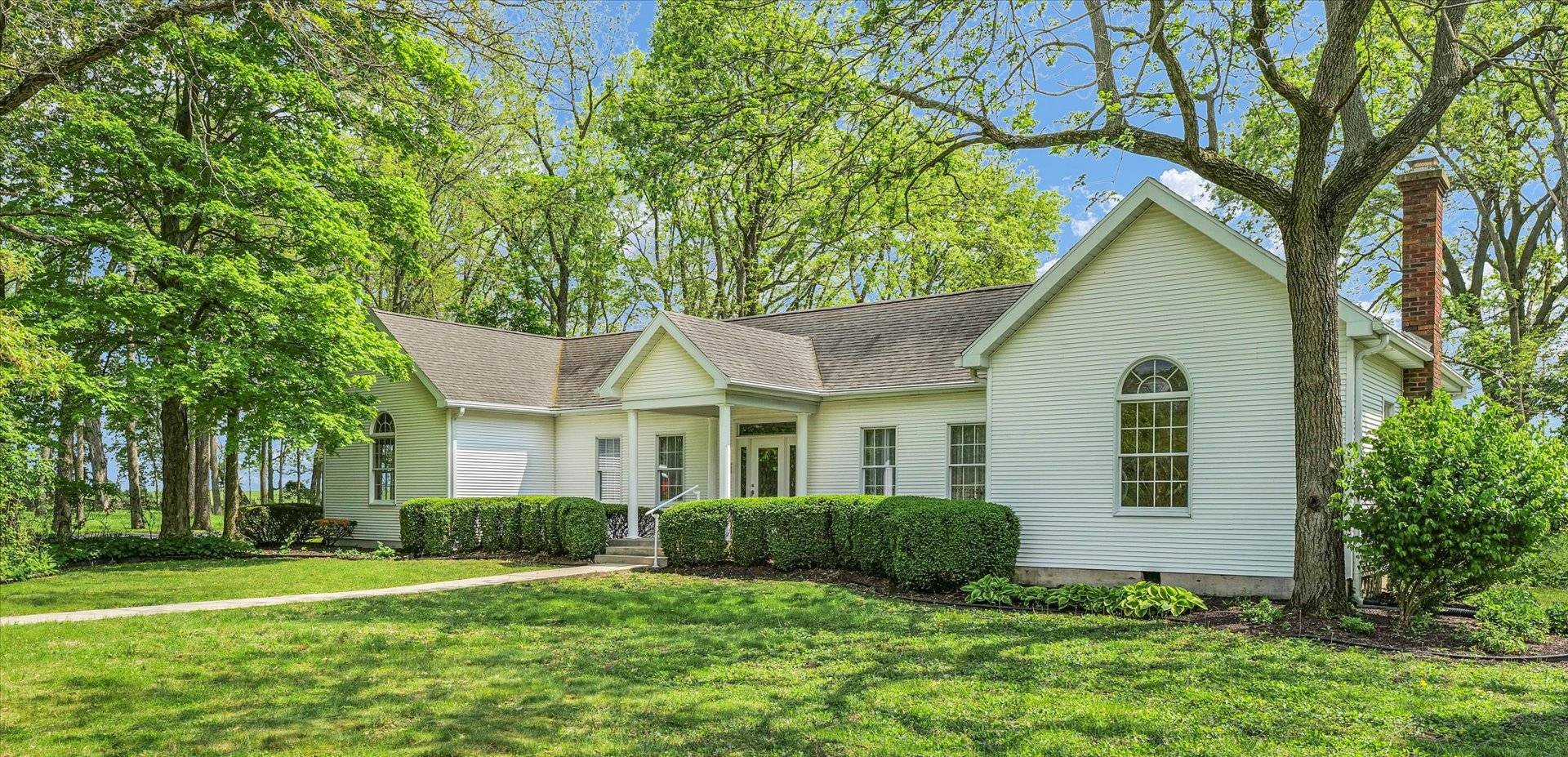Newman, IL 61942,2445 E County Road 875 N