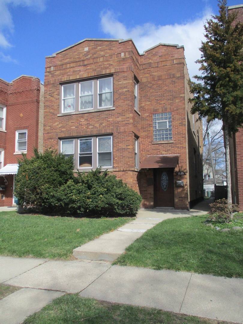 Berwyn, IL 60402,1525 Gunderson AVE