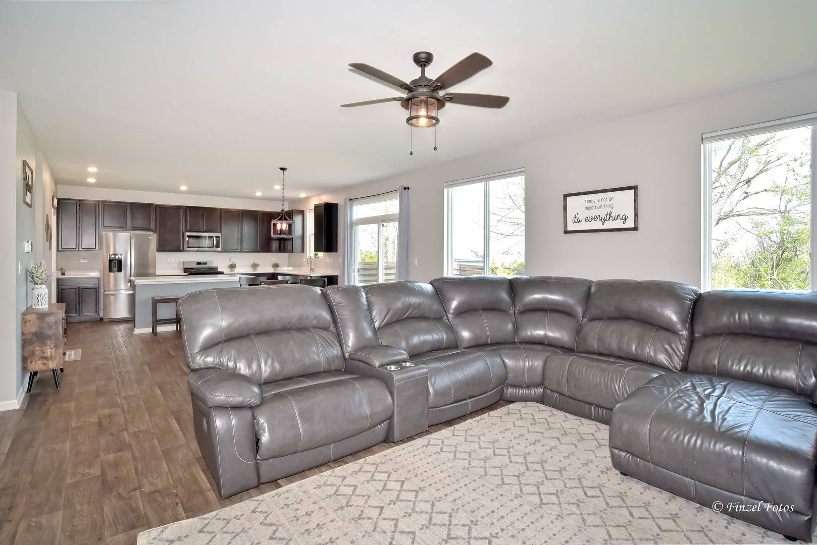 Woodstock, IL 60098,2224 Preswick LN