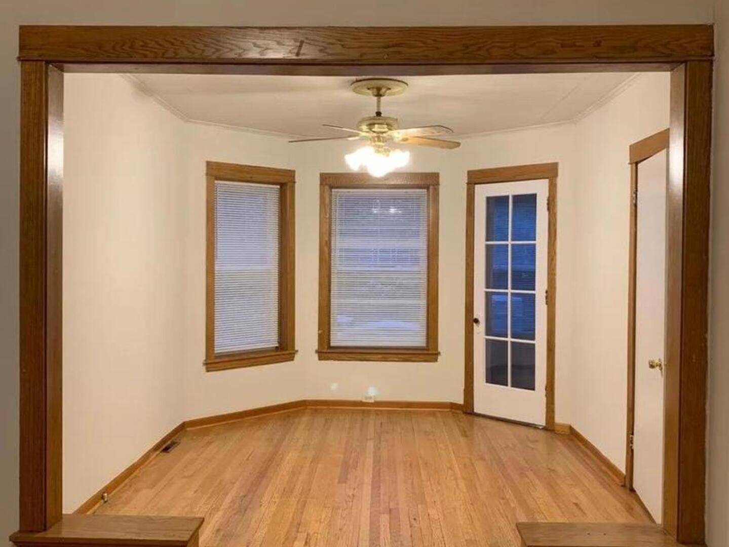 Chicago, IL 60618,3322 W Pensacola AVE