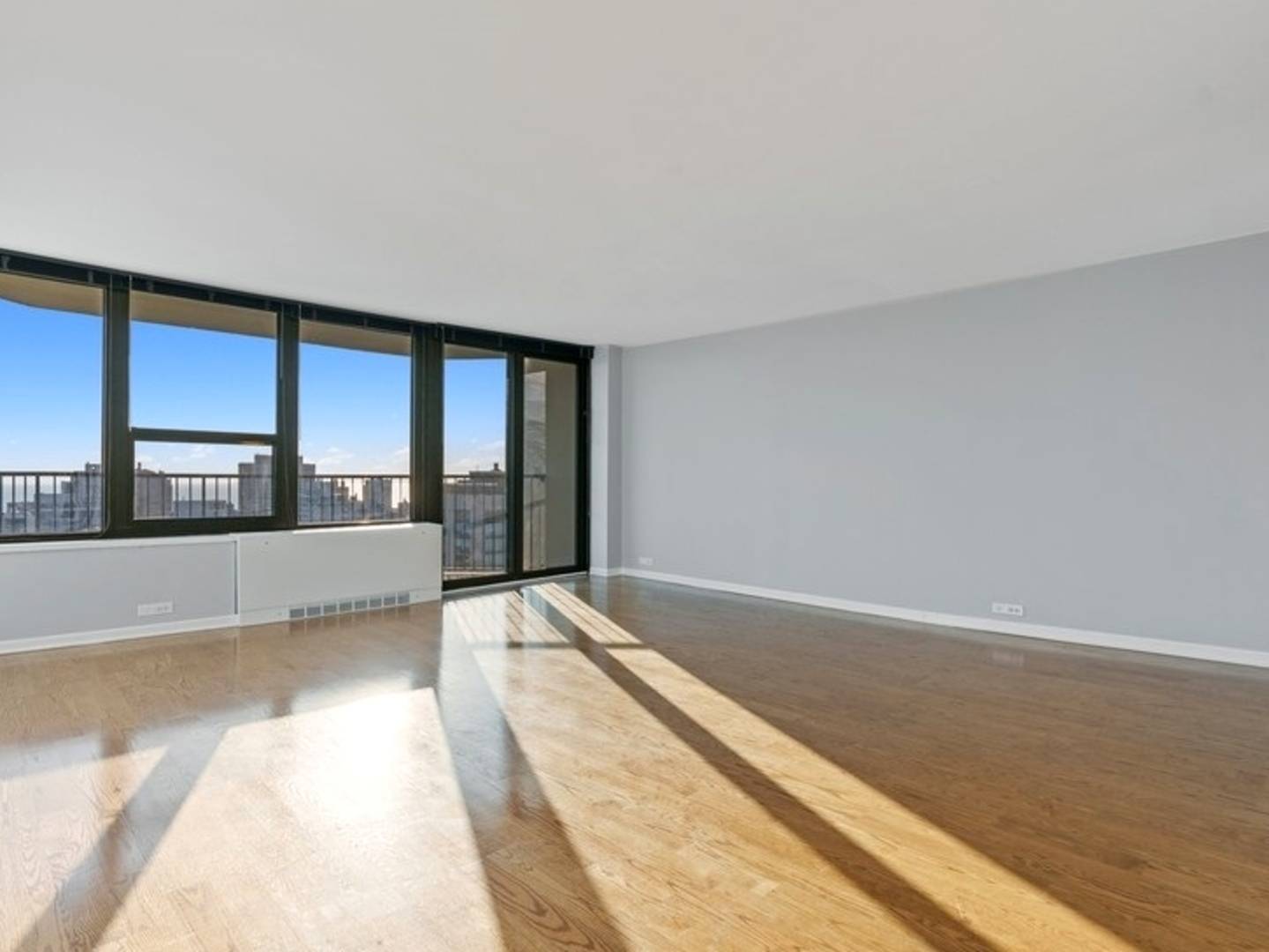 Chicago, IL 60610,1560 N Sandburg TER #3406