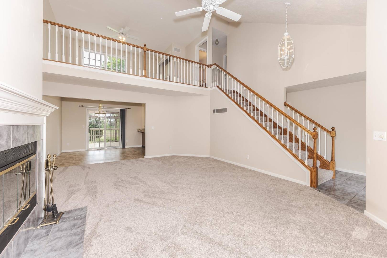 Normal, IL 61761,1917 1/2 Deer Cove CC CT