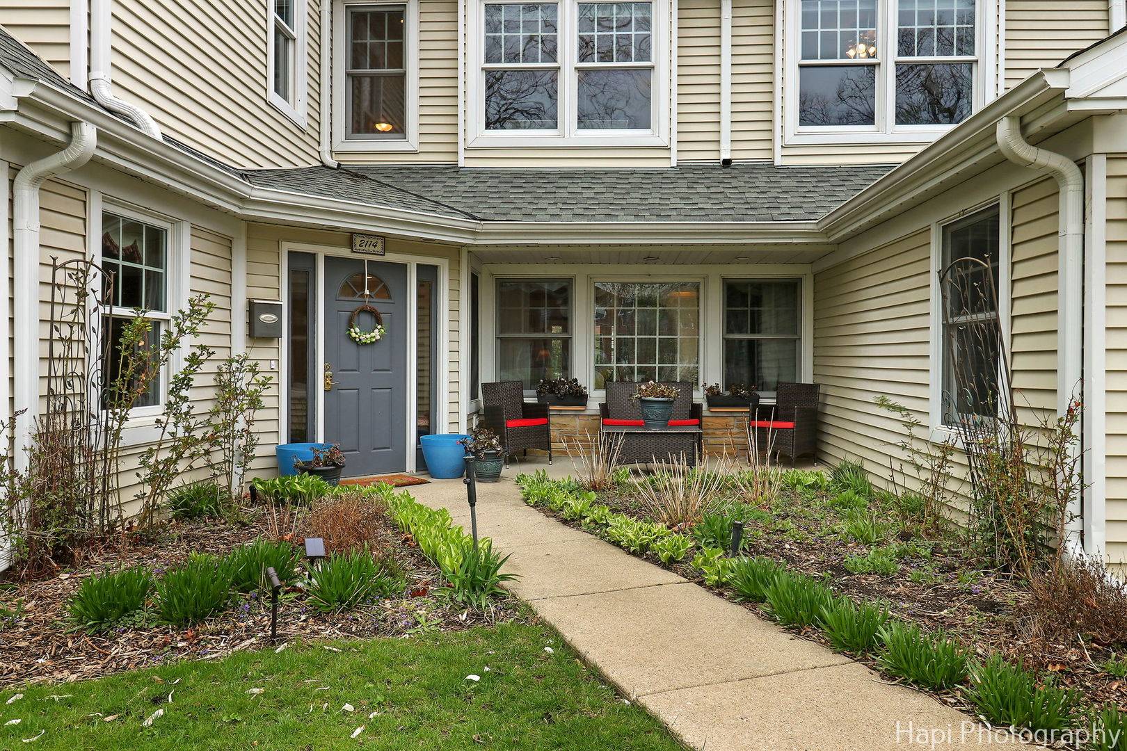 Glenview, IL 60025,2114 Prairie ST