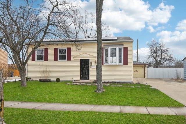 Streamwood, IL 60107,703 Sunset CIR