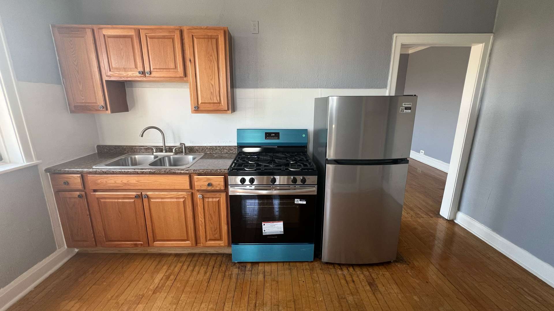 Chicago, IL 60647,2417 N Monticello AVE #3R