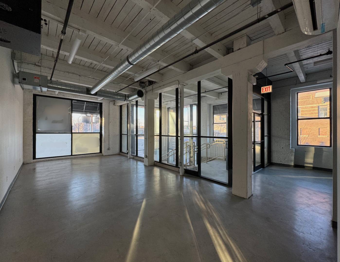 Chicago, IL 60608,2201 S Halsted ST