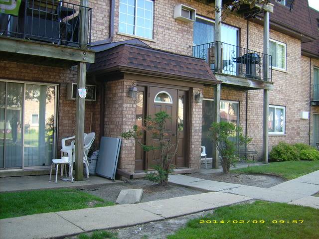 Wheeling, IL 60090,107 E Dundee RD #3N