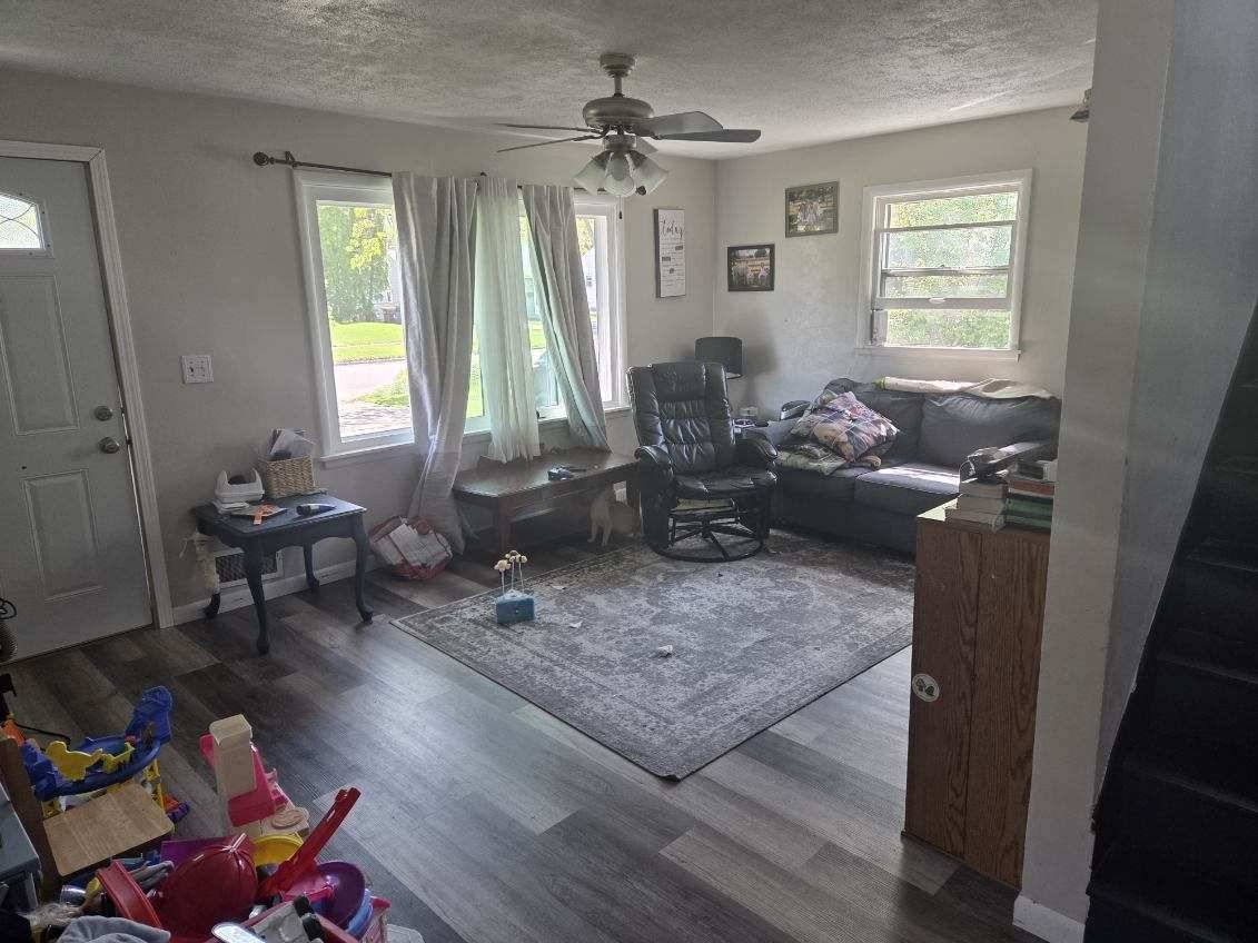 Rockford, IL 61103,2307 Paradise BLVD