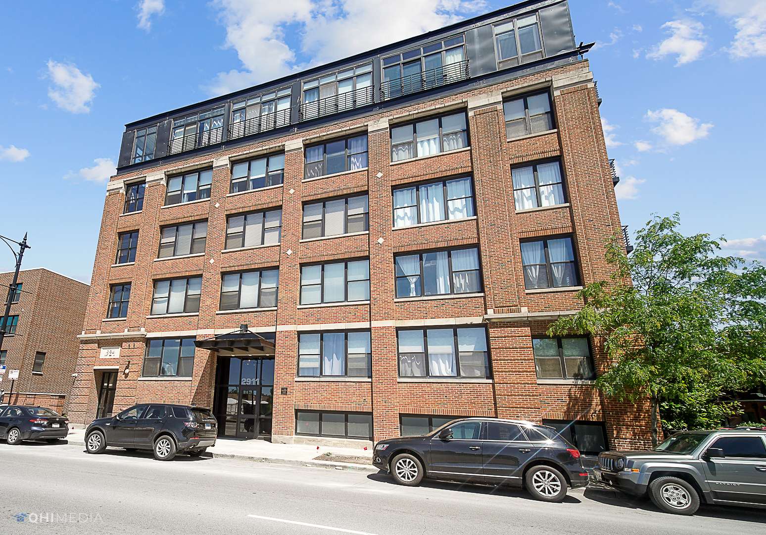 Chicago, IL 60618,2911 N WESTERN AVE #313