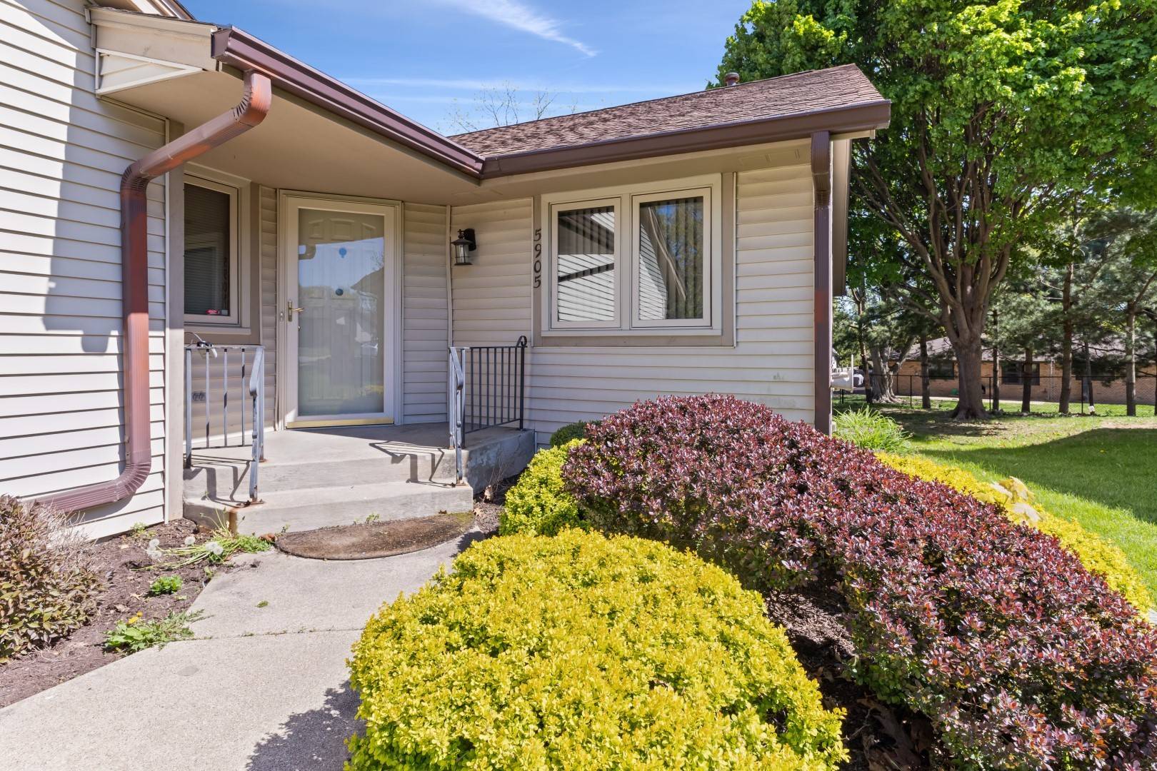 Rockford, IL 61108,5905 Elaine DR #6