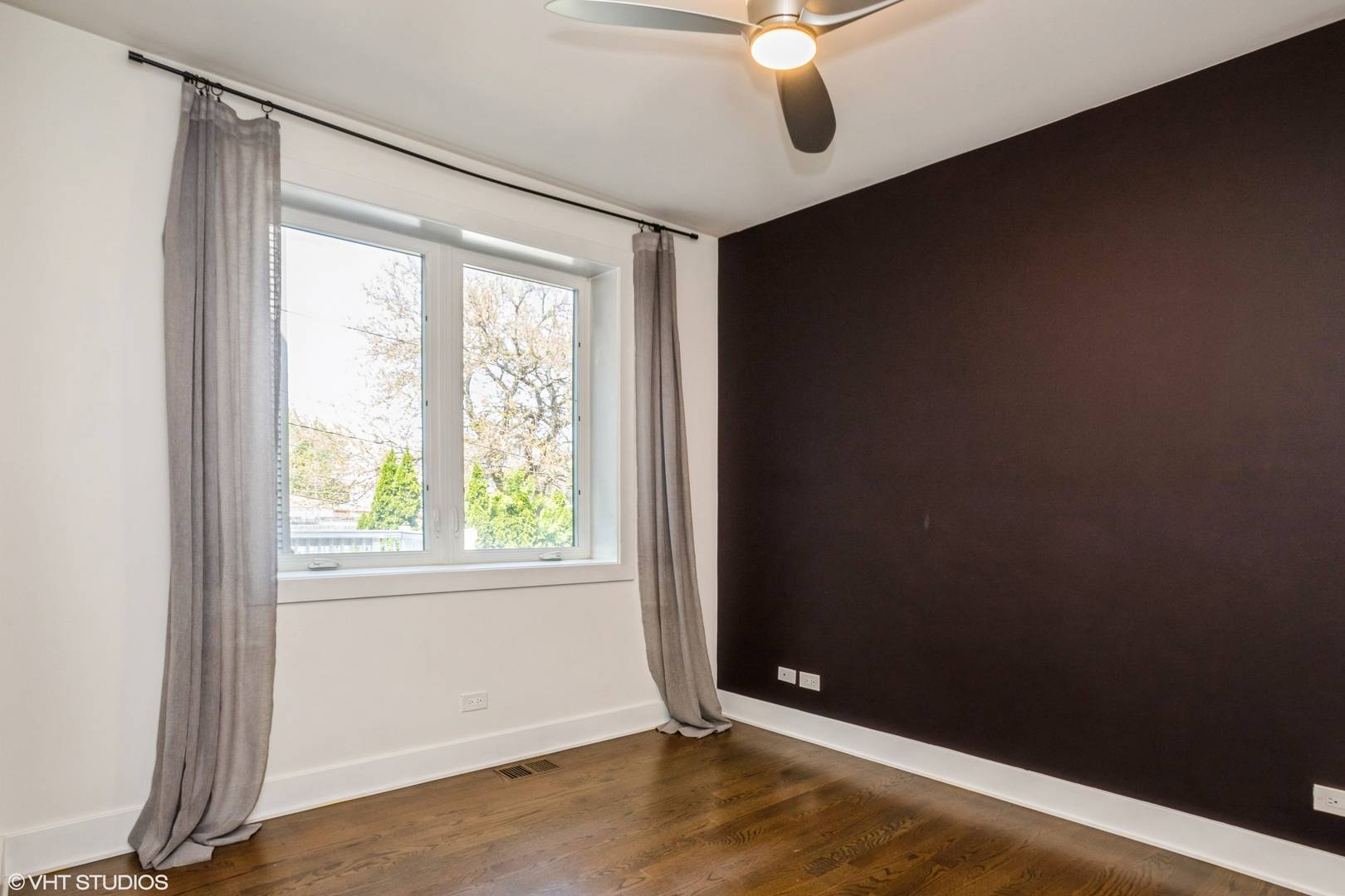 Chicago, IL 60647,1819 N St Louis AVE #1FN