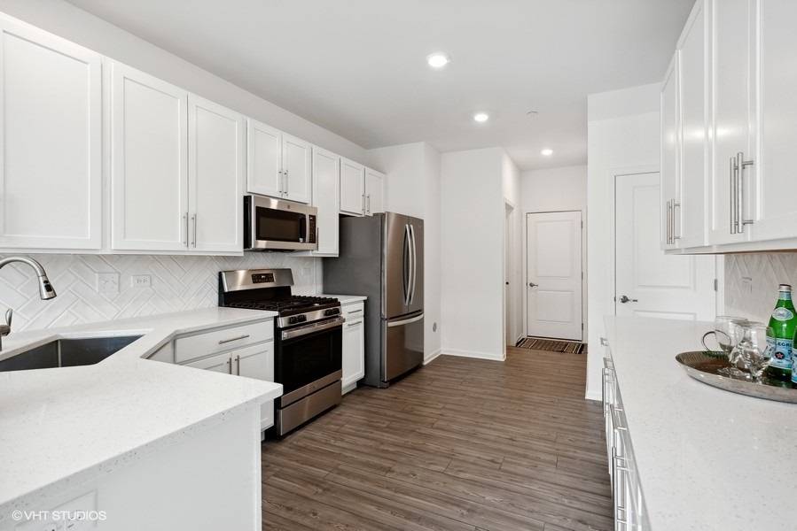 Batavia, IL 60510,1543 Kraft AVE #1543