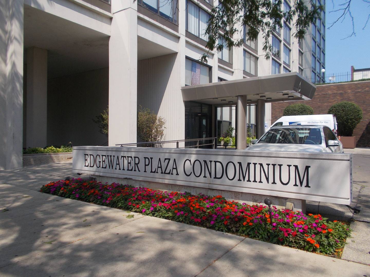Chicago, IL 60640,5455 N Sheridan RD #408